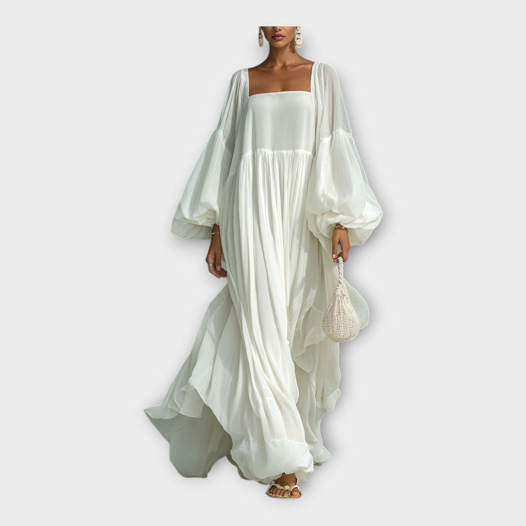 Rochie elegantă cu design minimalist și aerisire