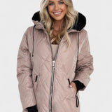 Elara - Parka elegantă cu design luxos