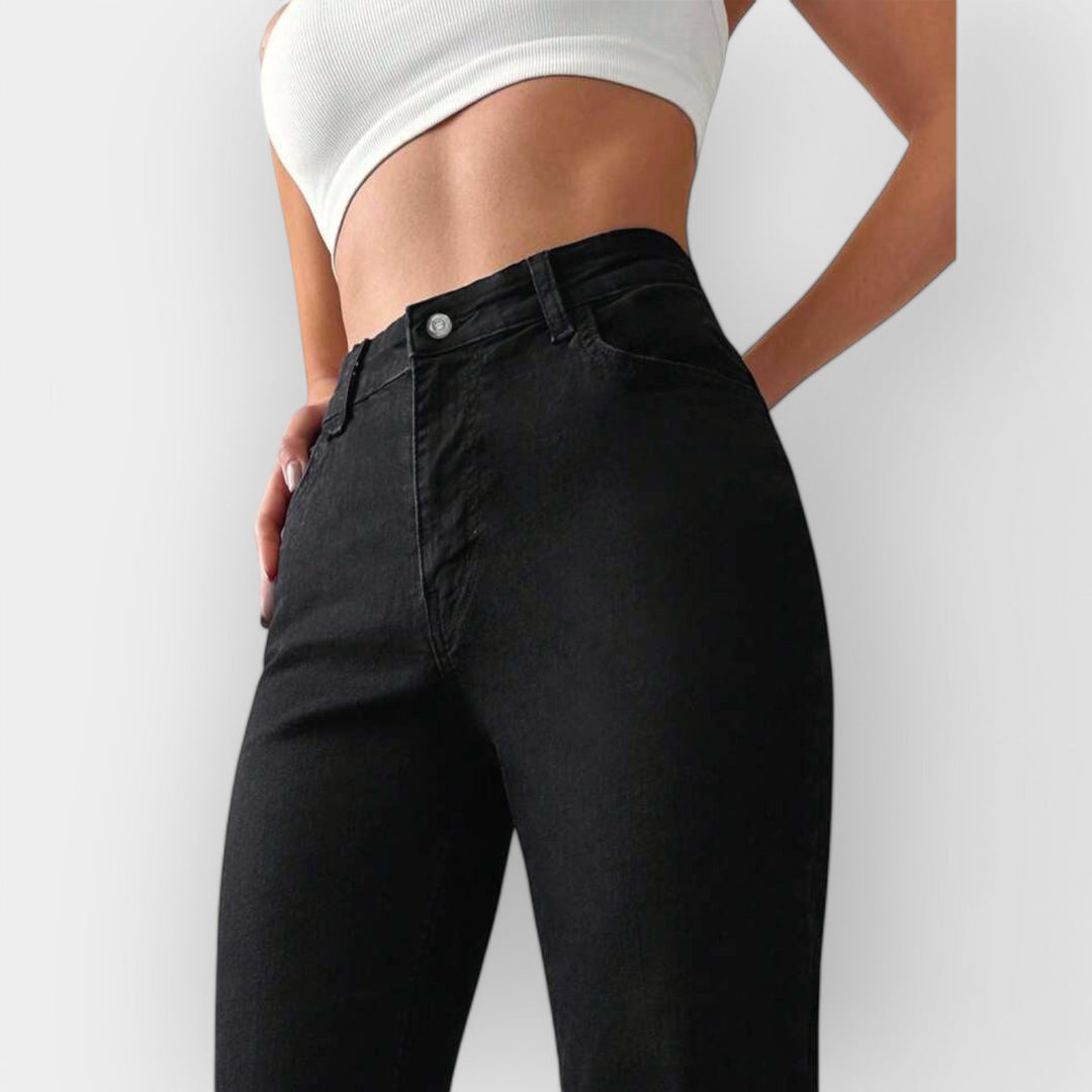 "Jeans Bootcut cu talie înaltă" could be rewritten as "Jeans Bootcut cu talie înaltă pentru un look elegant".