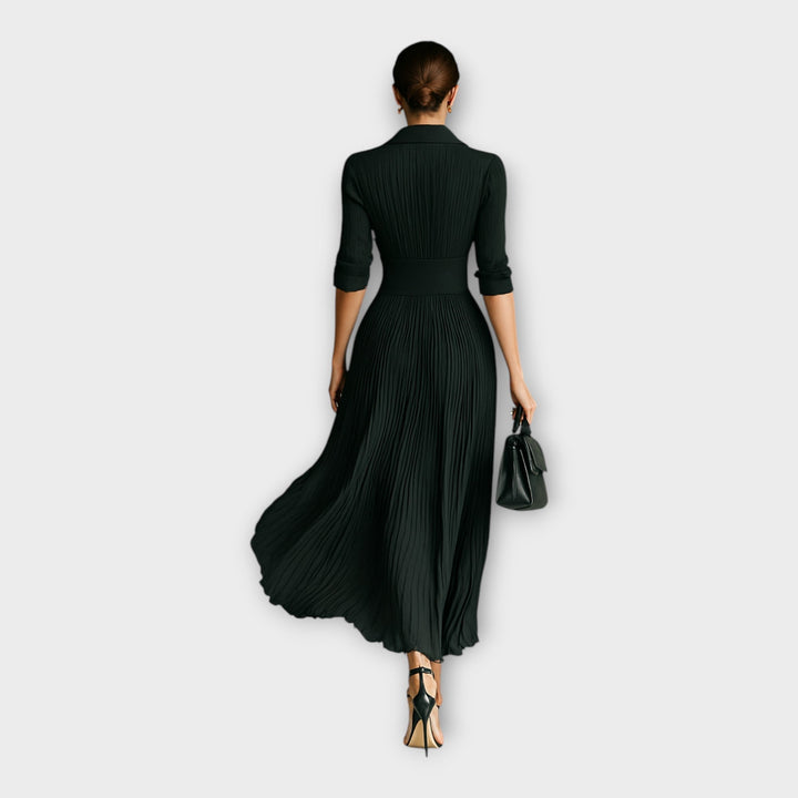 Rochie lungă cu un stil elegant și rafinat