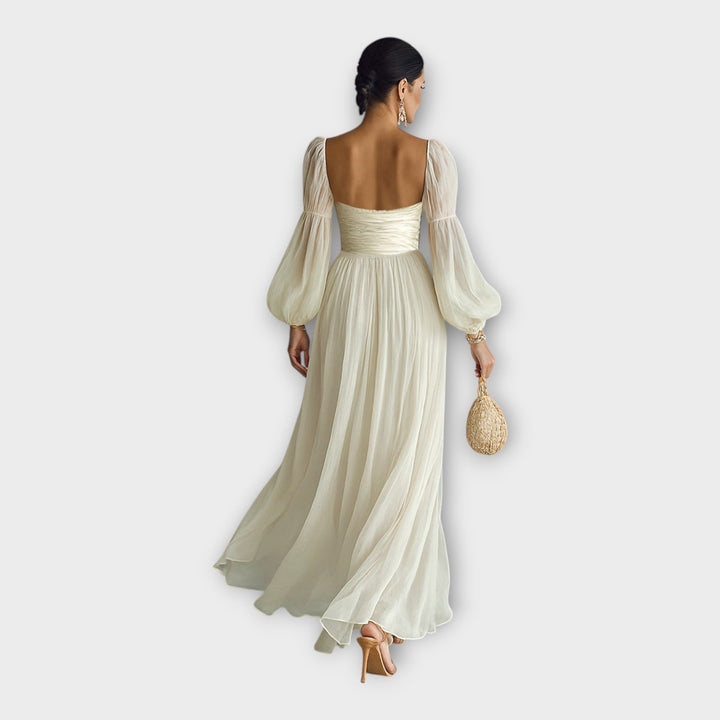Rochie maxi vaporoasă cu design romantic
