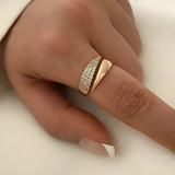 Emilia – Inel elegant reglabil auriu cu cristale
