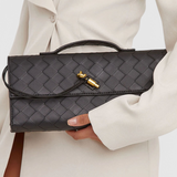 Valeria - Geantă Clutch Melanie cu Detaliu Aurie în Formă de Nod