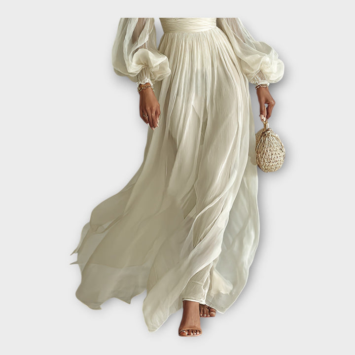 Rochie maxi vaporoasă cu design romantic