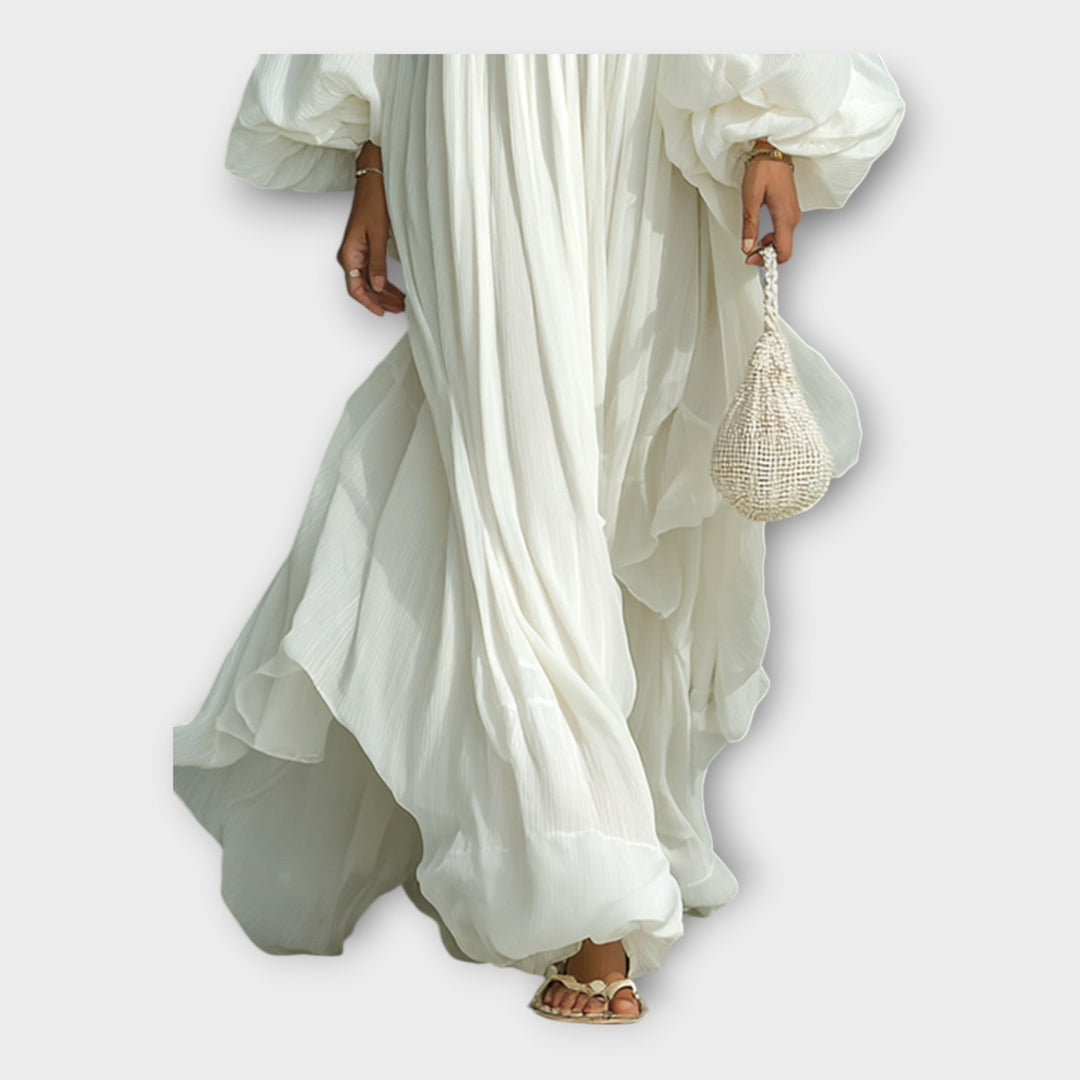 Rochie elegantă cu design minimalist și aerisire
