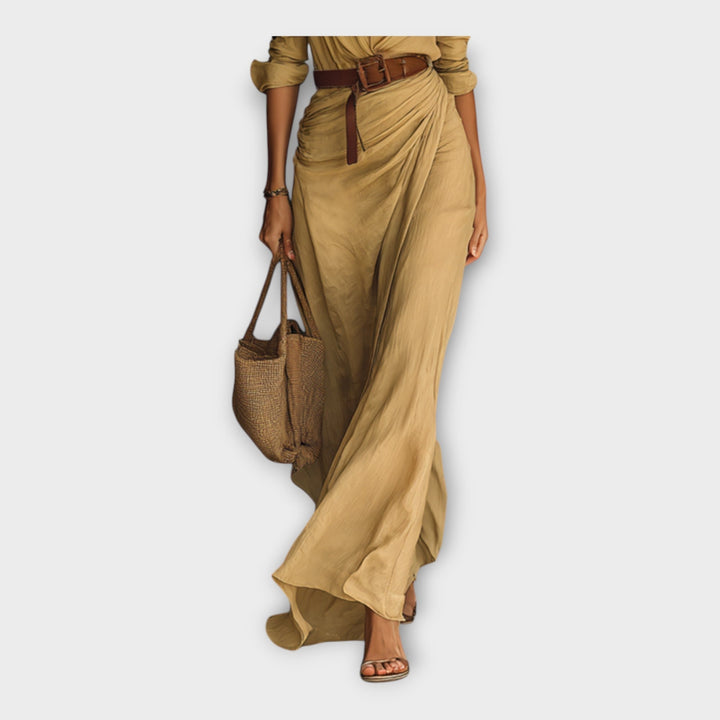 Rochie lejeră cu un strop de eleganță clasică