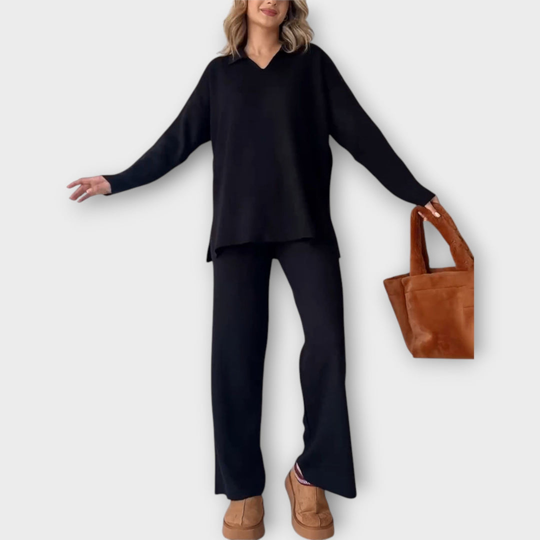 Set cu Design Minimalist și Linia Relaxată