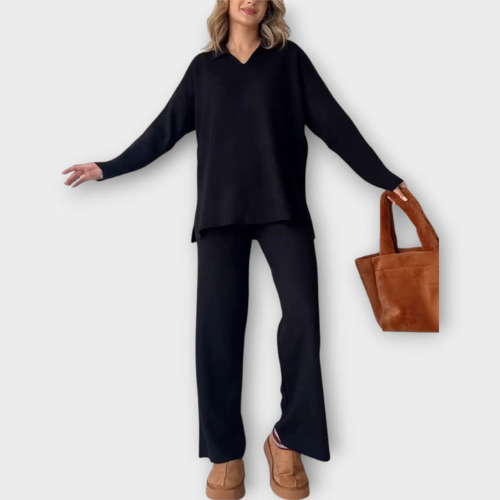 Set cu Design Minimalist și Linia Relaxată
