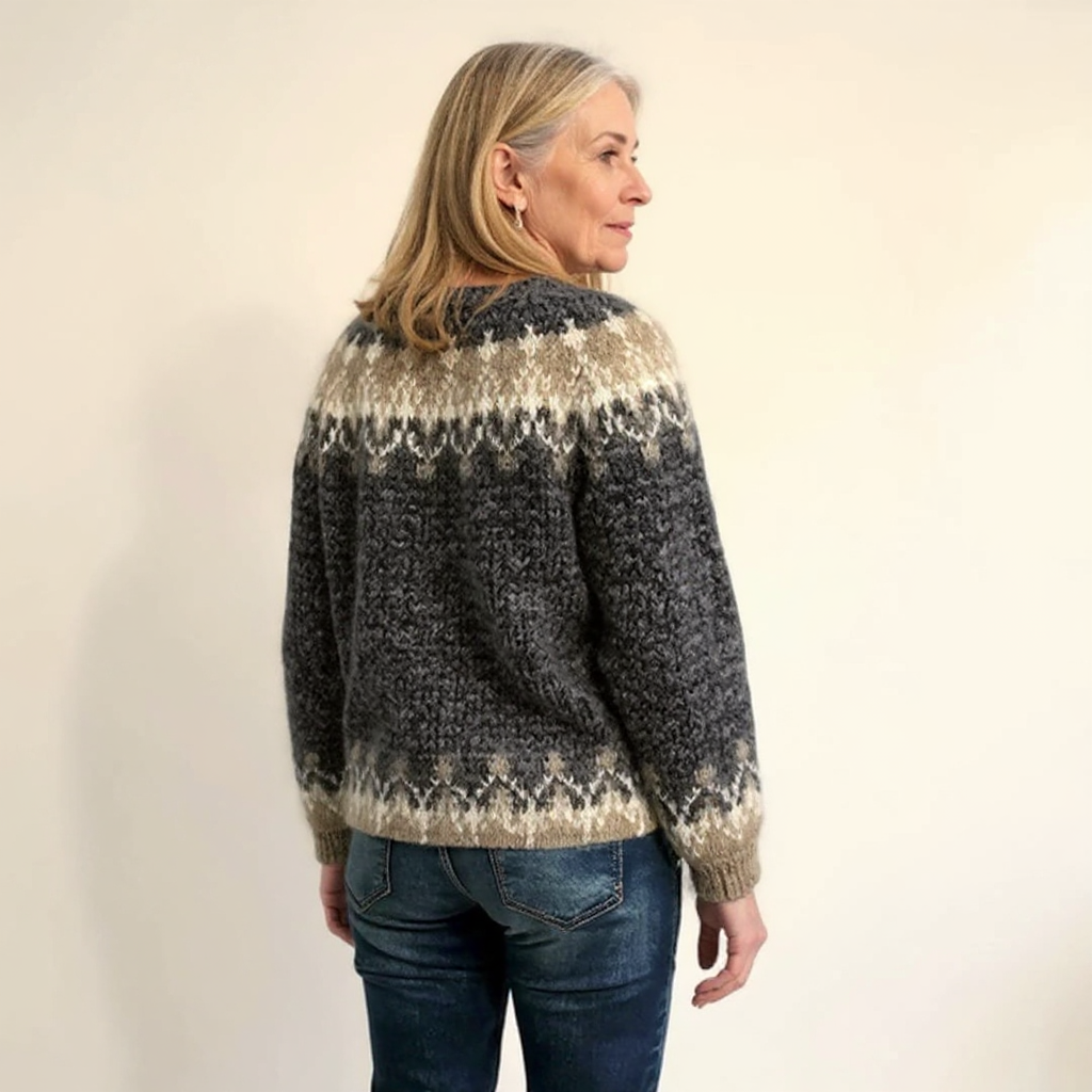 Ronja - Pulover negru tricotat